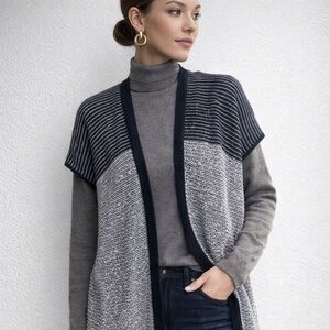 St. John Navy Blue Ivory Knit Sequins Sleeveless Middle Vest L